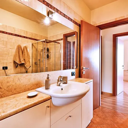 Apartment La Terrazza Sul By Theater