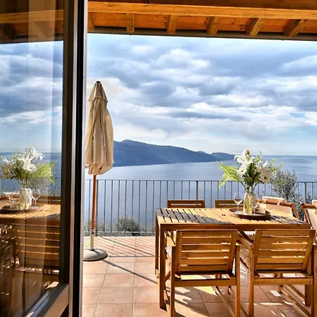 La Terrazza Sul By Theater Tignale